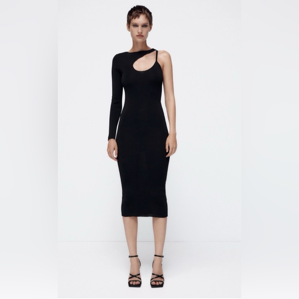 NWOT - ZARA Cutout Knit Bodycon Dress - Size: Medium